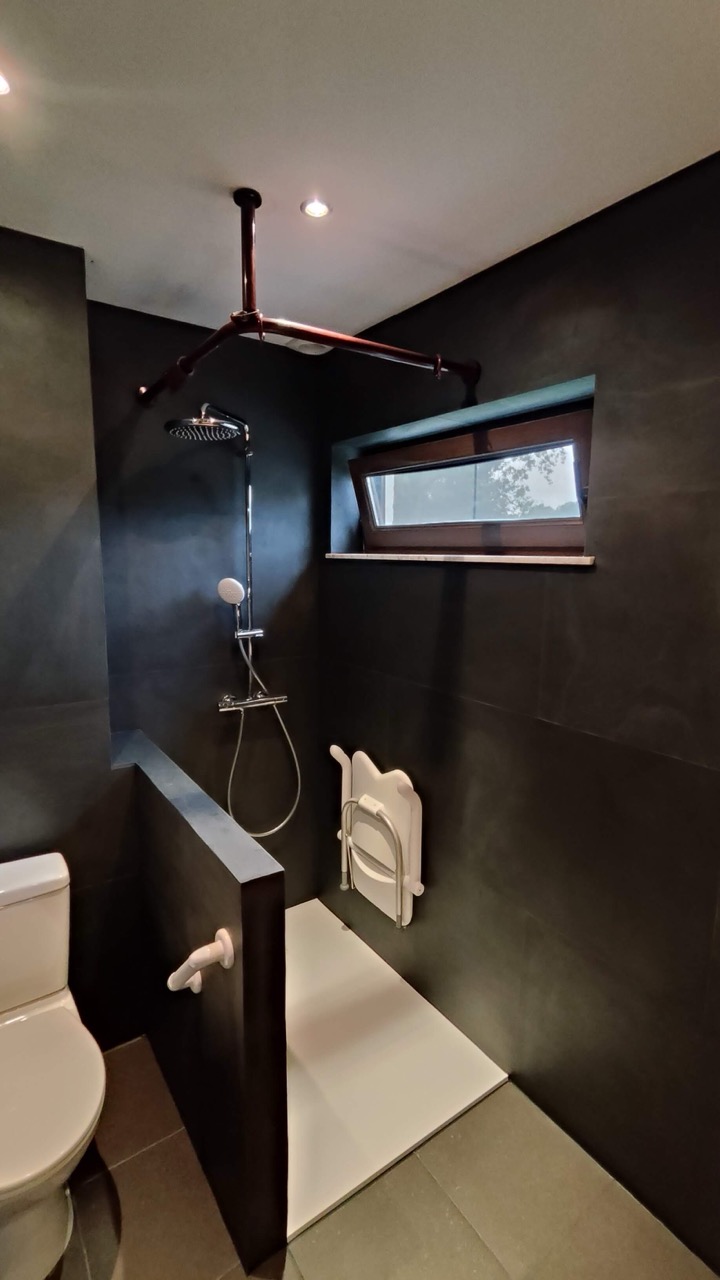 Salle de bain PMR &mdash; Solutions Concept