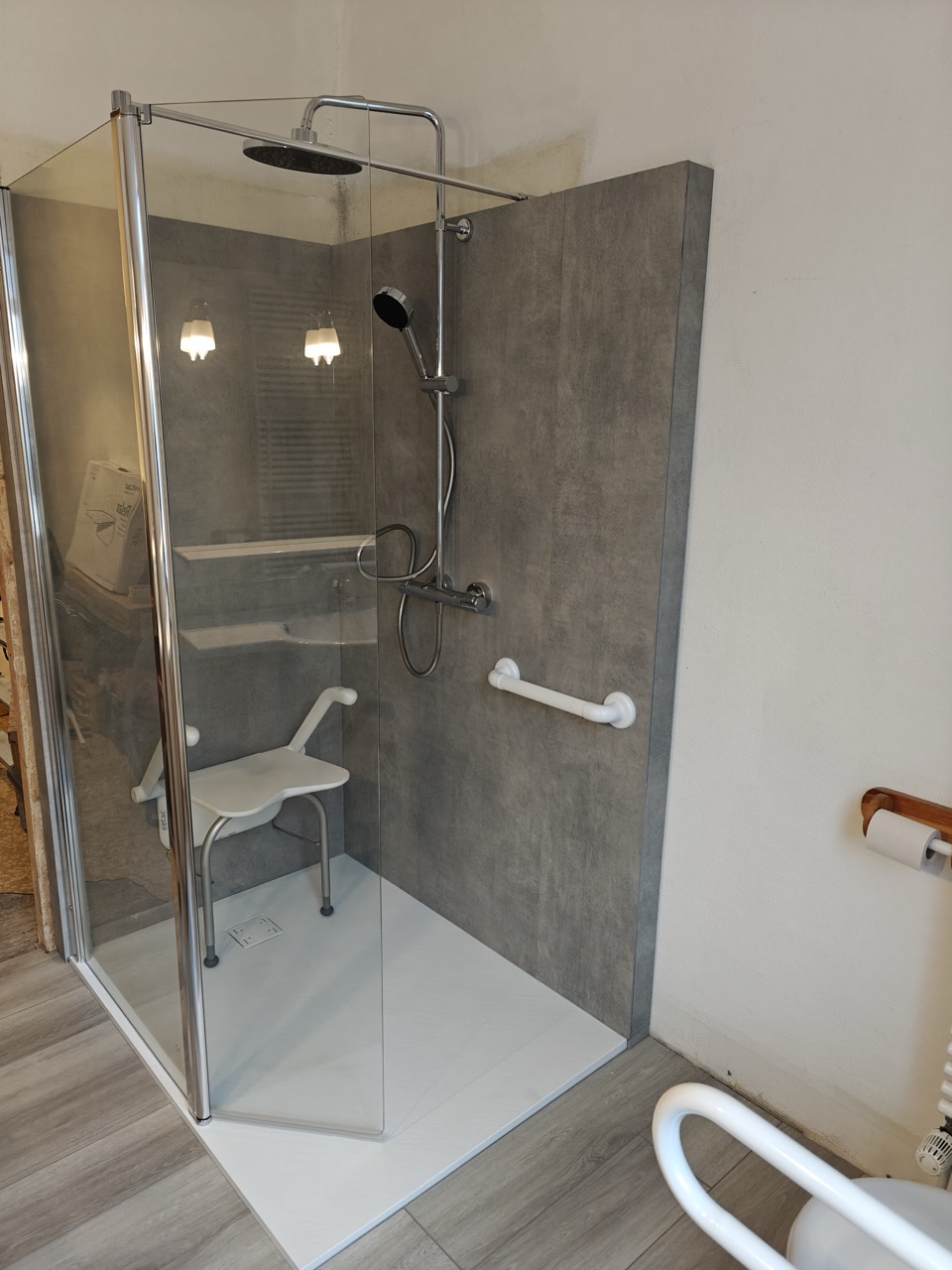 Salle de bain adapt&eacute;e &mdash; Solutions Concept